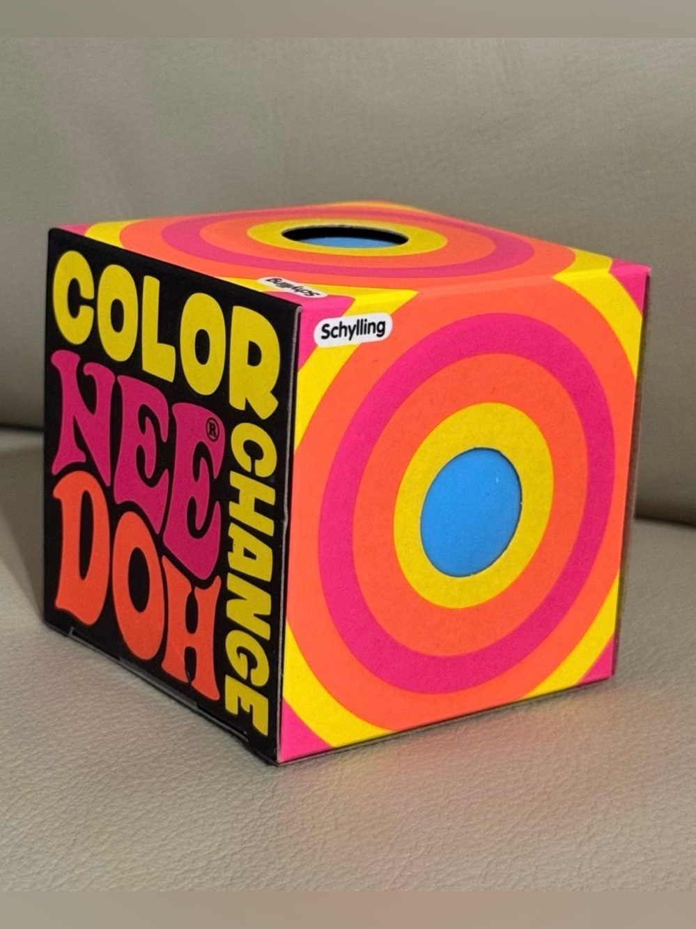 NEW NeeDoh Color Change Blue to Pink Stress Ball Fidget Squishy Schylling
